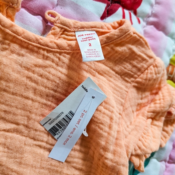 ✨3/$20 NWT 2T Joe Fresh 2 piece skirt set - Picture 2 of 2